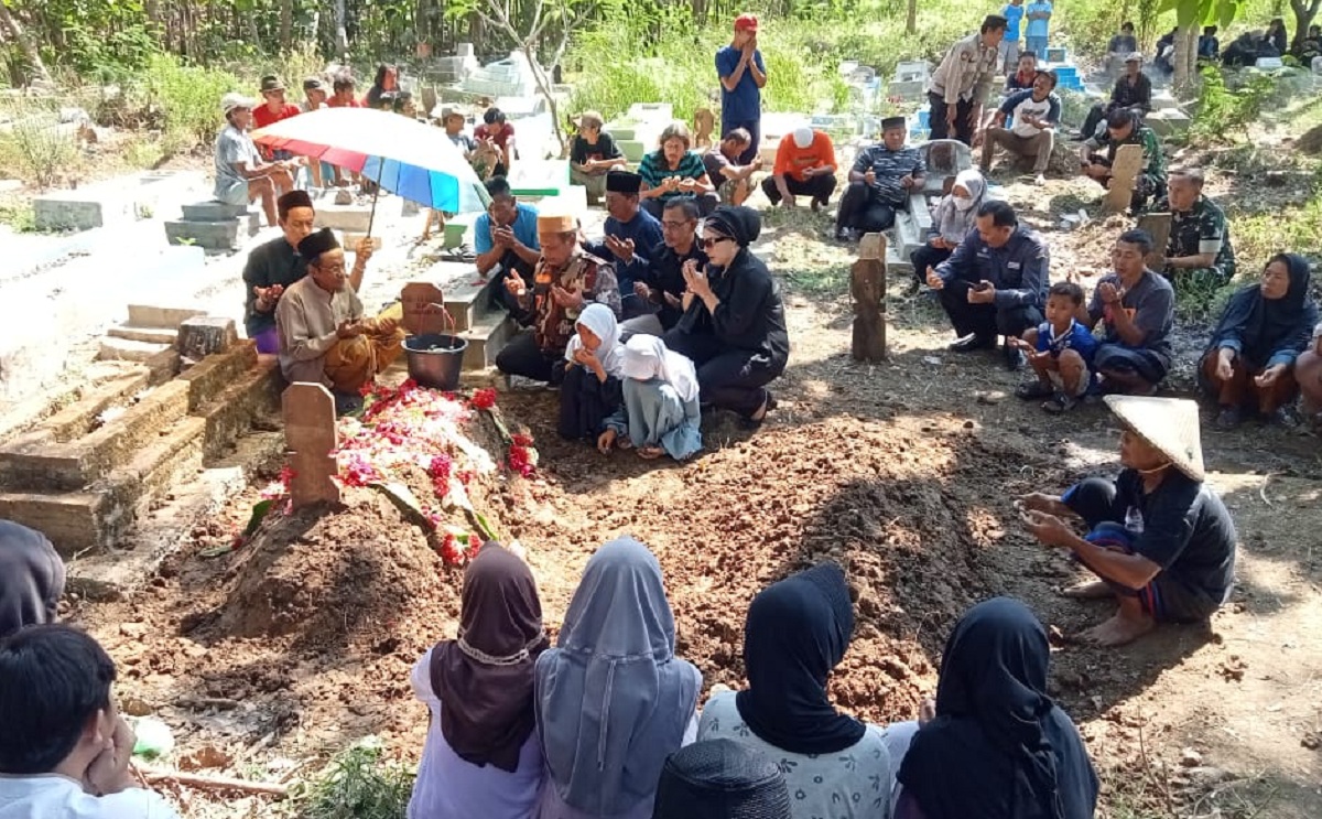 Identitas Pelajar SMP Meninggal Diduga Tawuran di Babakan, AI Dimakamkan di Pabuaran Cirebon