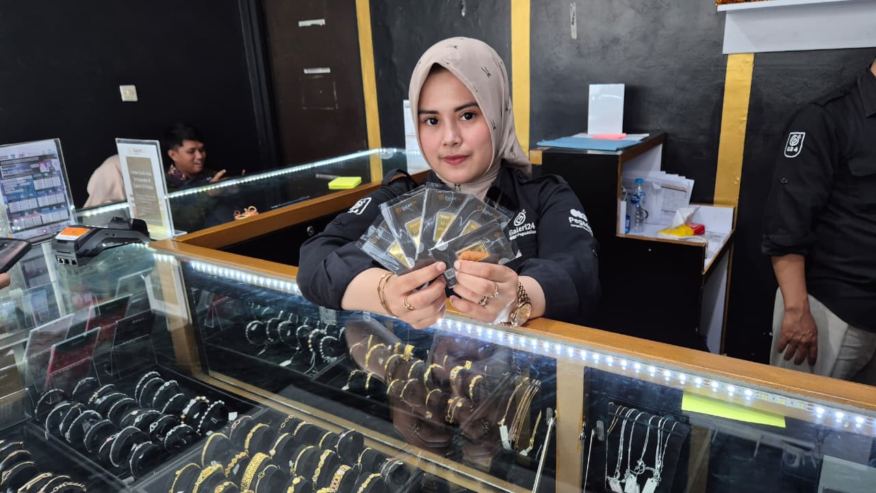 Harga Terus Naik dan Stok Barang Terbatas, Begini Cara Beli Emas di Galeri 24 Cirebon