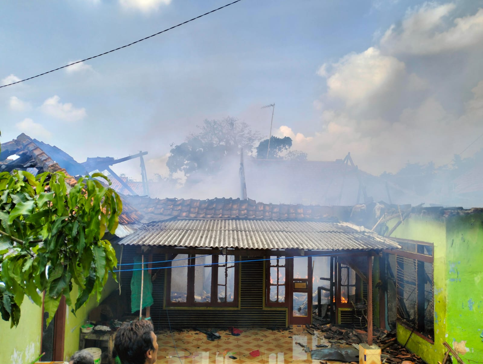 Kebakaran Rumah di Talun Cirebon, Api Bermula dari Pembakaran Sampah
