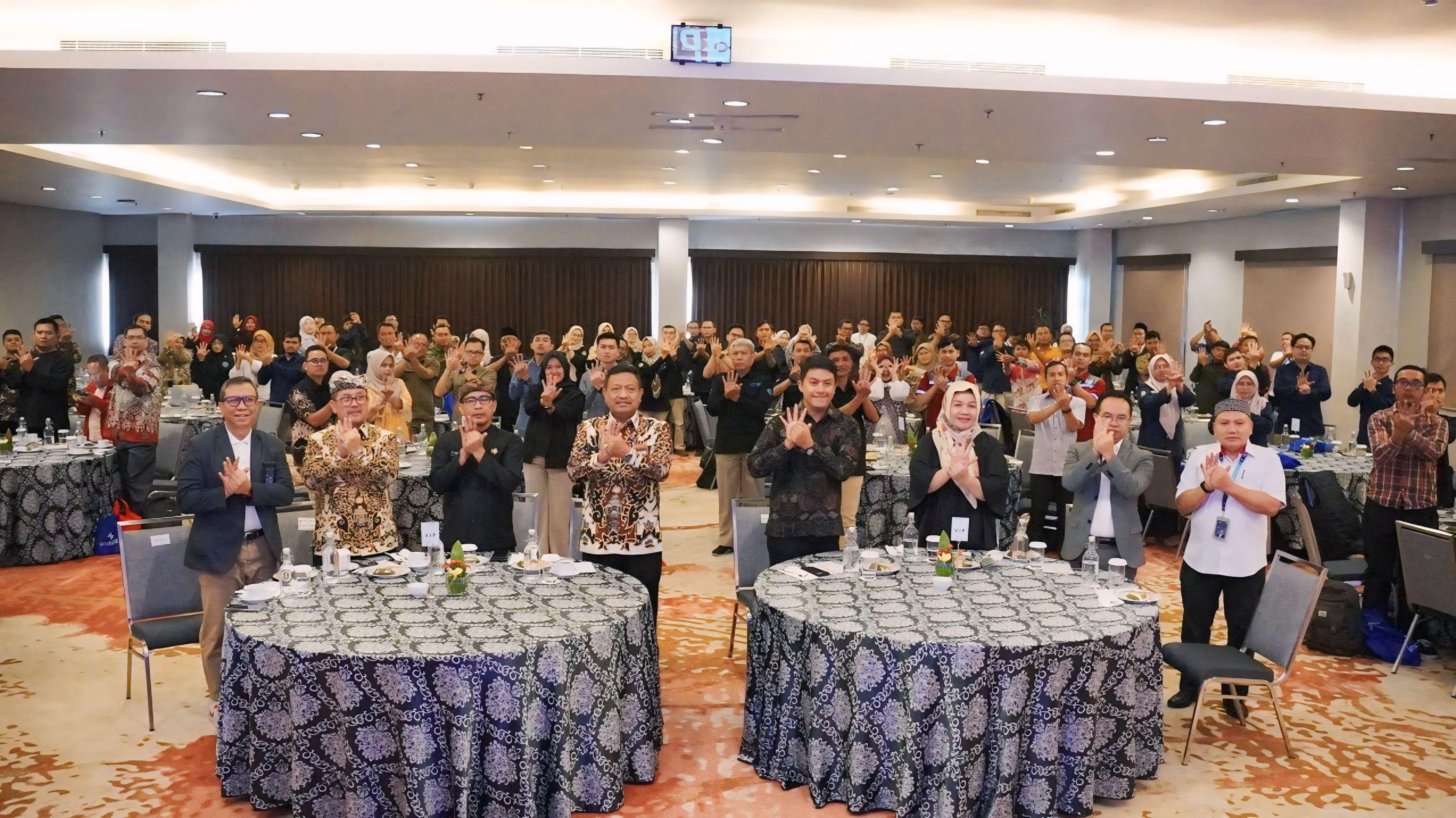 Dukung Peningkatan Kecakapan Guru Digital, Telkom Regional II Gelar Indonesia Digital Learning Cirebon 2025