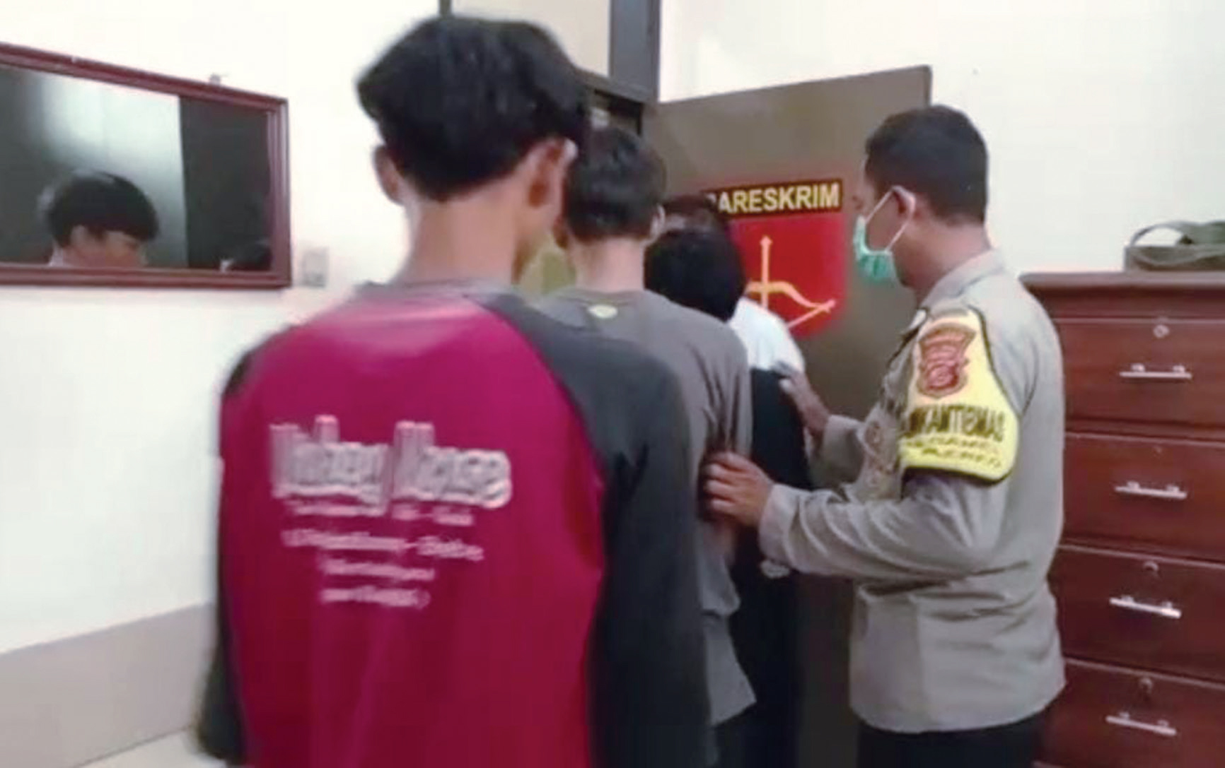 Makin Nekat, Pelajar Bacok Pelajar di Tegalsari Cirebon, Korban Mau Salat Jumat