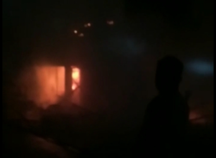 Kebakaran di Bayalangu Lor Cirebon, Toko Barang Bekas Hangus