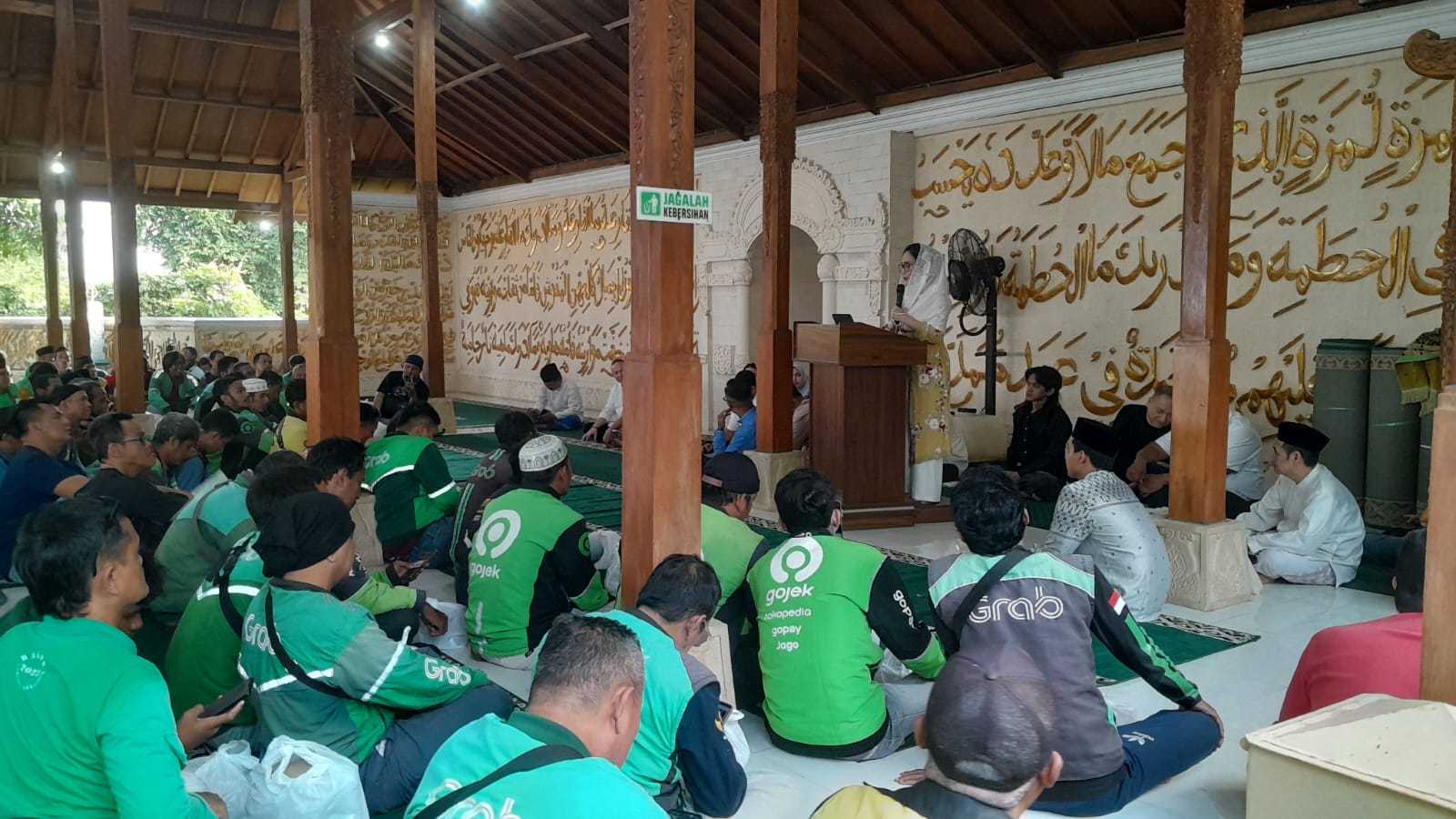 Pekerja Transportasi Online Rentan Terdampak Krisis di Timur Tengah