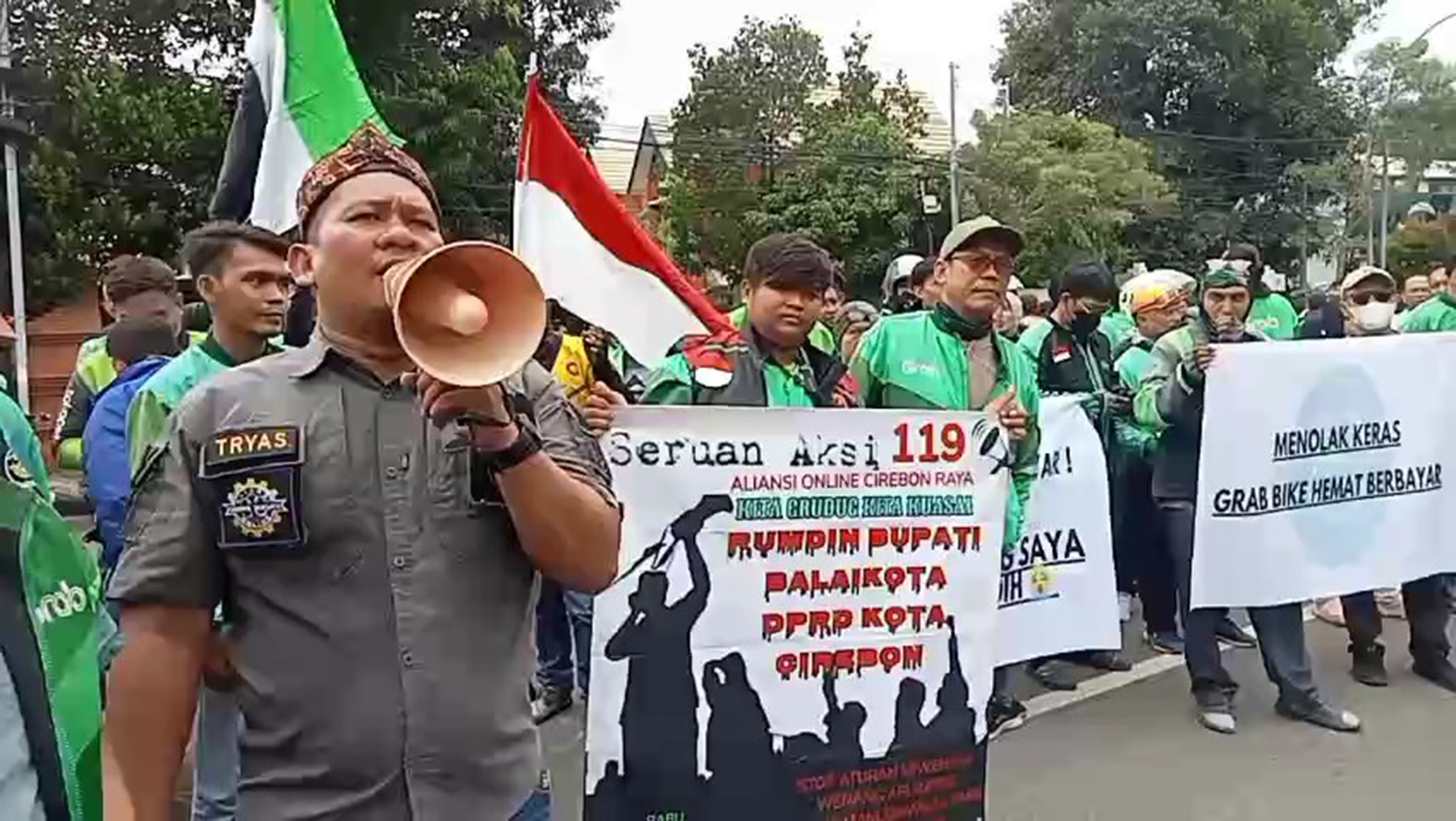 Driver Ojol: Dedi Mulyadi Jangan Sangar di Daerah Lain, Harus Datang ke Cirebon