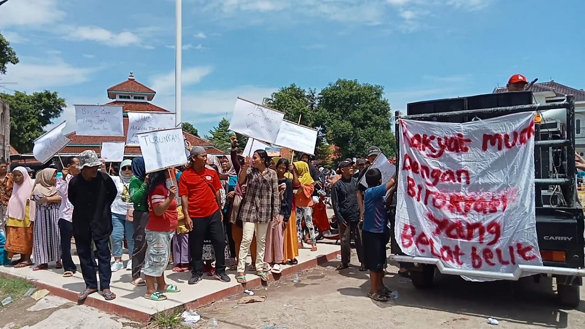 Demo Warga Surakarta Cirebon, Hamdan: Rakyat Tidak Mau Lagi Dipimpin Kuwu yang Zalim