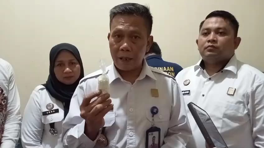 Jumlah 300 Butir, Lansia Asal Cirebon Nekat Menyelundupkan Obat-obatan Terlarang ke Dalam Rutan