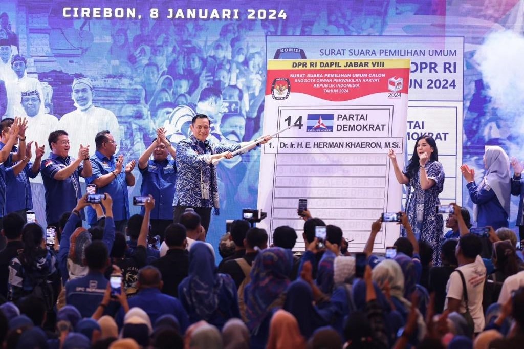 AHY Kampanye di Cirebon, Janjikan Pemenuhan Kebutuhan Dasar Rakyat