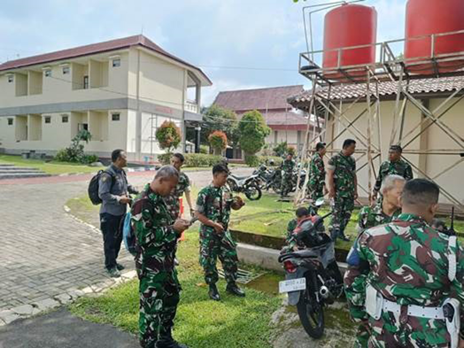 Dimulai Senin, 42 Siswa di Kuningan Masuk Barak Militer