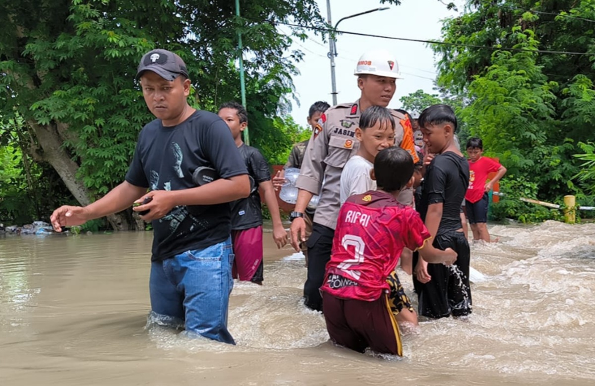 Hujan Deras Picu Banjir di Gunung Jati Cirebon, Tiga Desa Terdampak