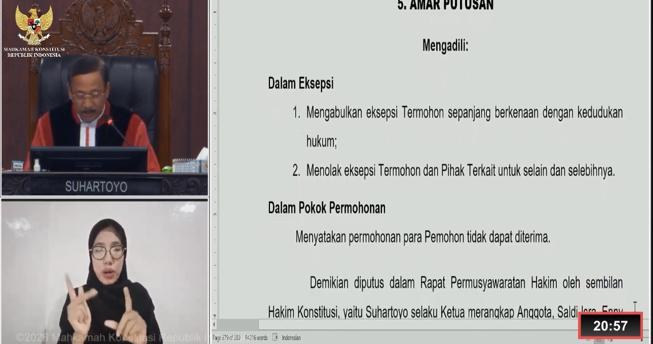 MK Tak Temukan Bukti Ijazah Gibran, Tapi Status Wapres Tetap Sah