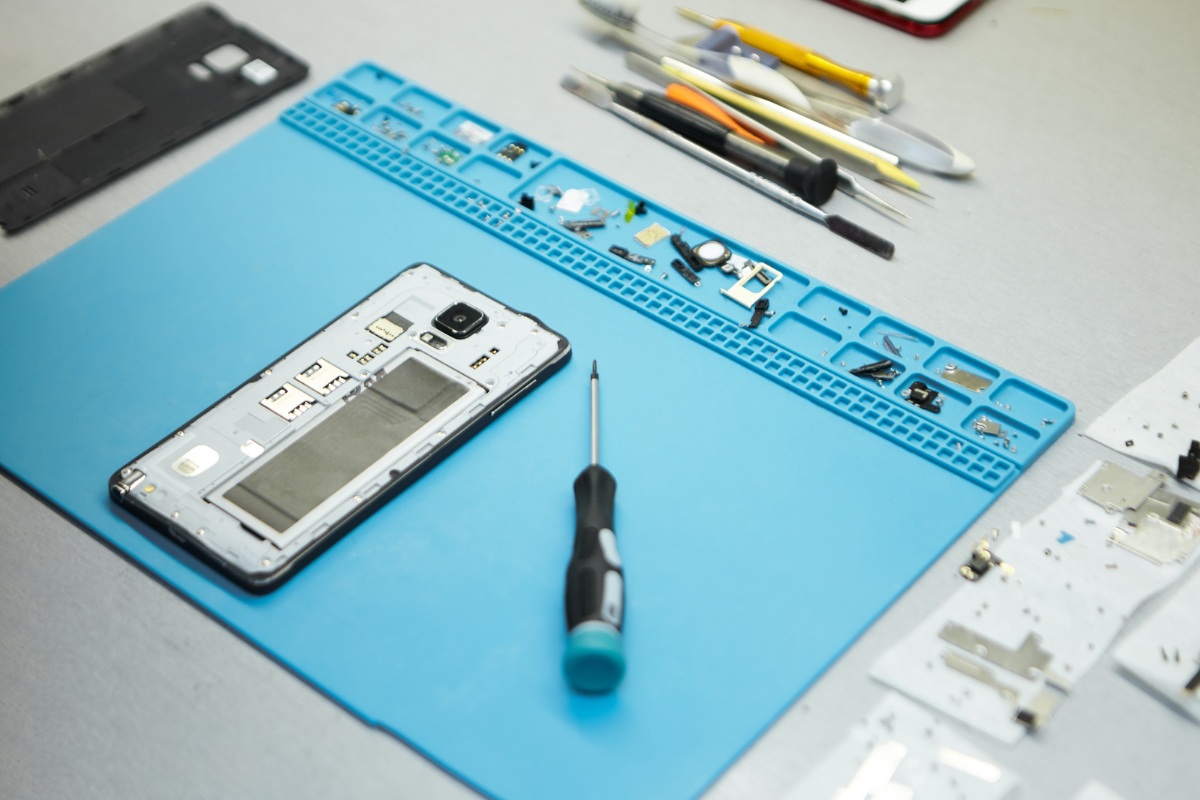 Jangan Tergiur Harga Murah! Ini 10 Tips Membeli HP iPhone atau Android Refurbish
