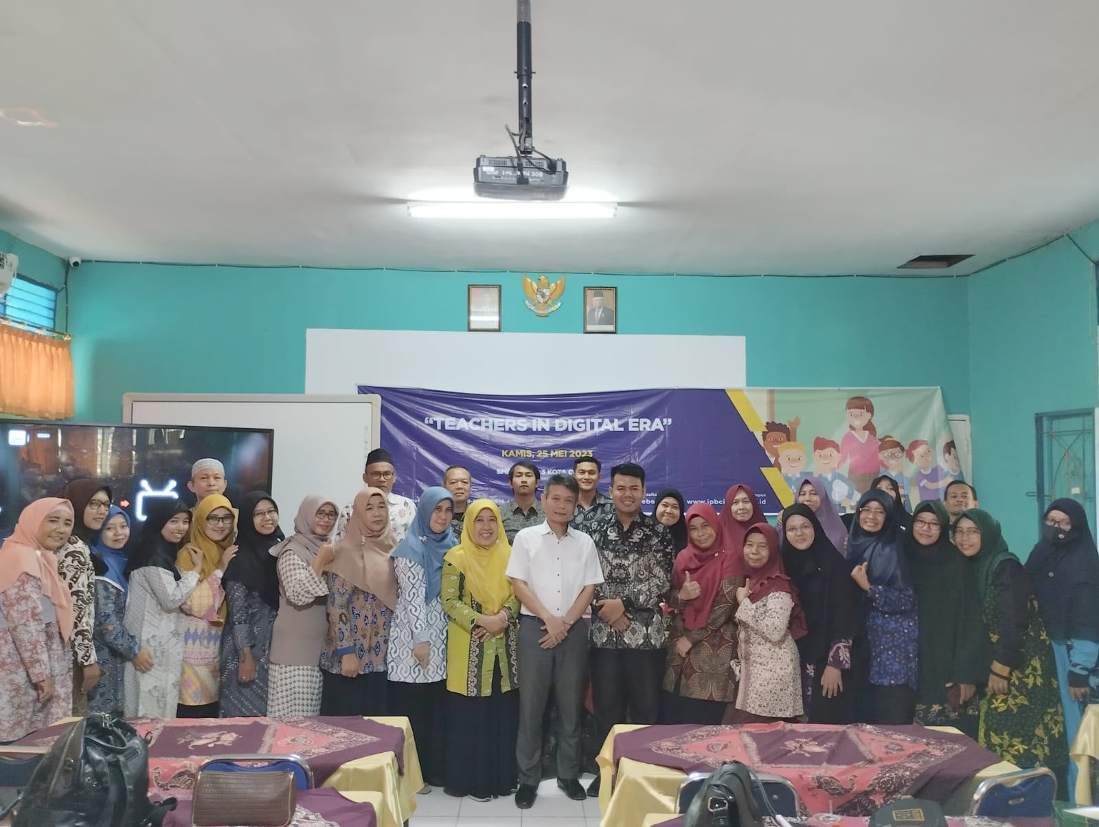 Dosen PBI IPB Cirebon Bekali Guru Pembelajaran Digital Kreatif