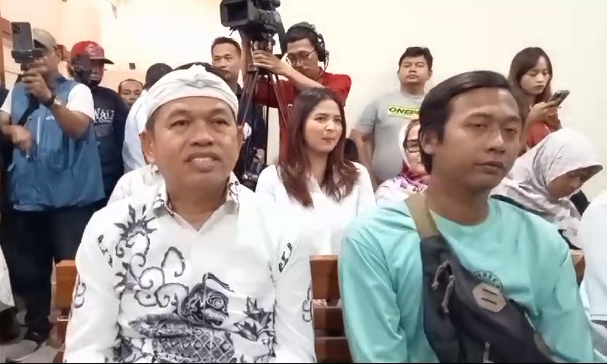 Batal jadi Saksi di Sidang Kemarin, Dedi Mulyadi Kembali Hadir di PN Kota Cirebon