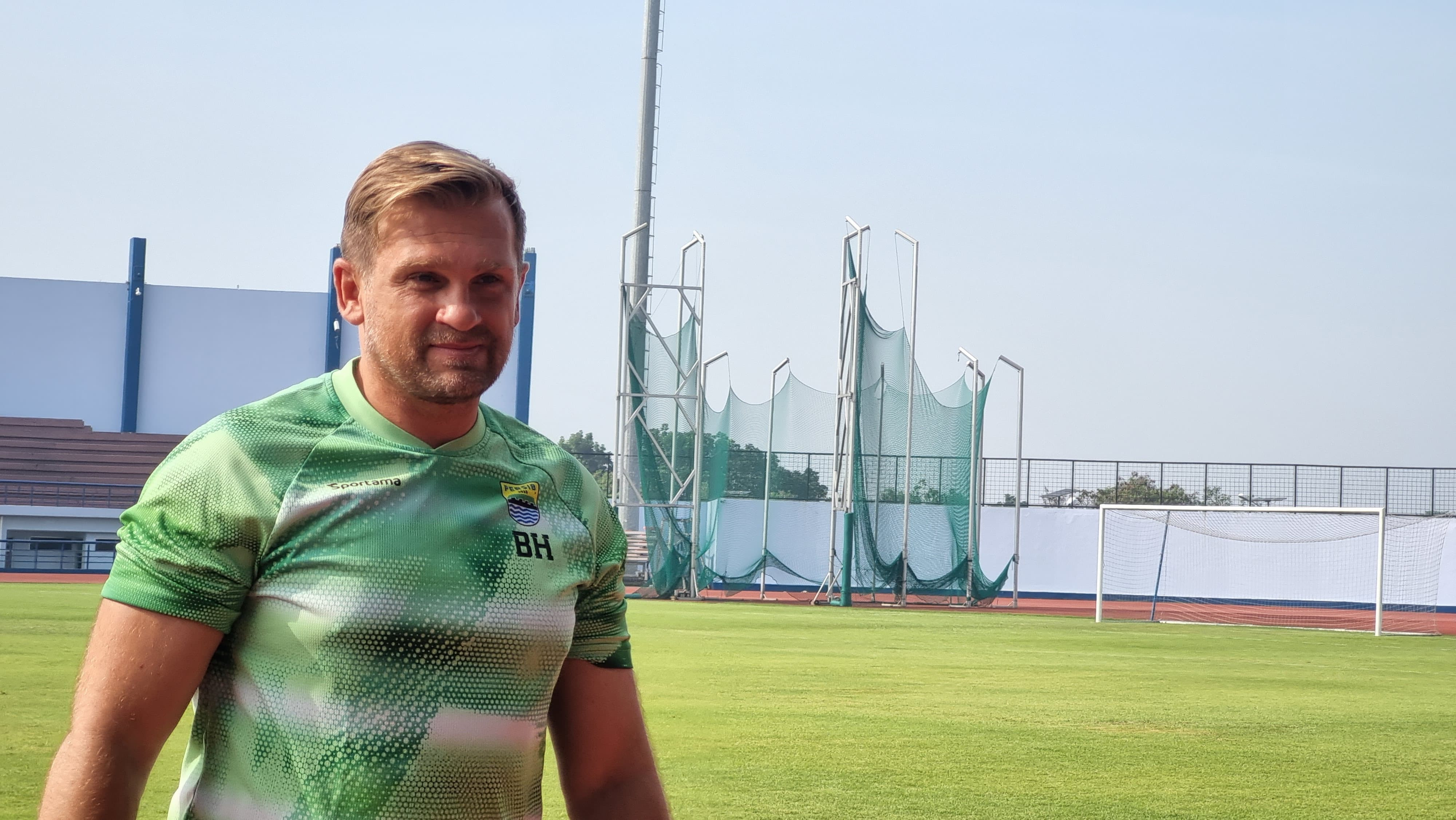 Dari Asisten Jadi Pelatih Utama, Igor Tolic Siap Bawa Persib Bersaing Musim Depan 