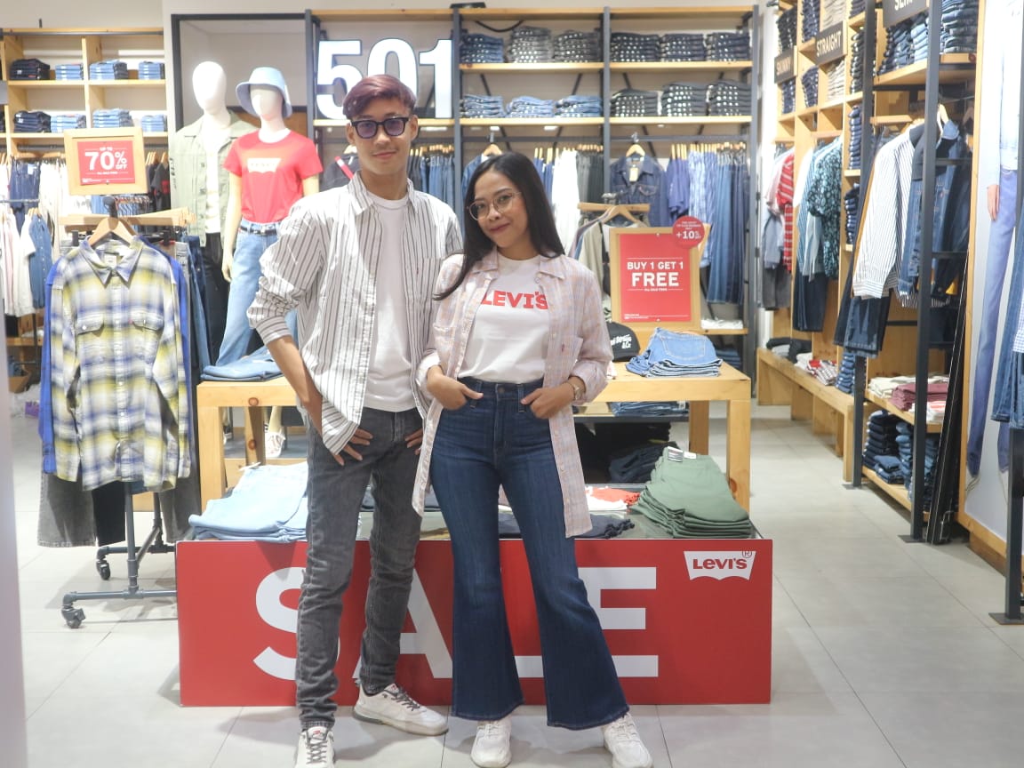 Koleksi Terbaru Levi's, Lebih Gaya dengan Mix and Match Kemeja dan Jeans 