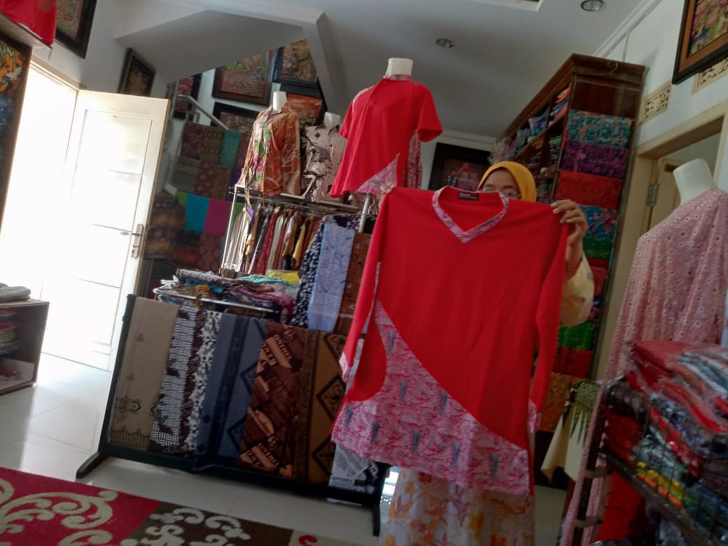 Batik Khas Majalengka Luncurkan Produk Nuansa Kemerdekaan 