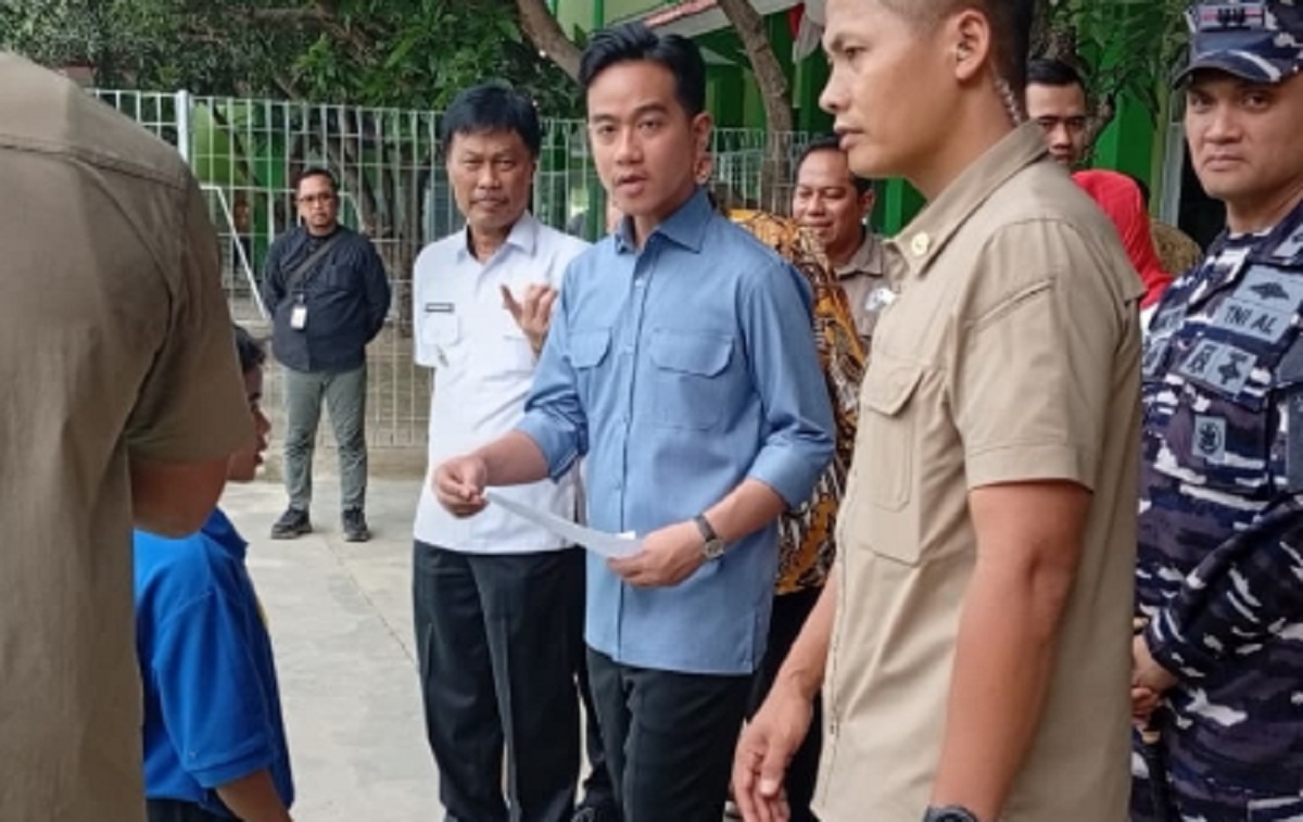 Wapres Gibran Dapat Surat dari Siswa Sekolah Rakyat di Cirebon, Begini Isinya