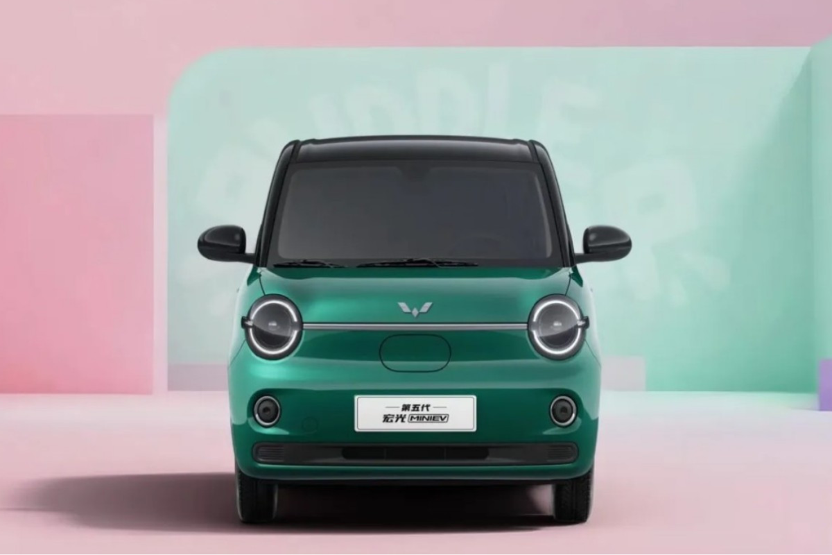 Upgrade Wuling Hongguang Mini EV, Bisa Jalan 301 Km Sekali Cas dan Fast Charging