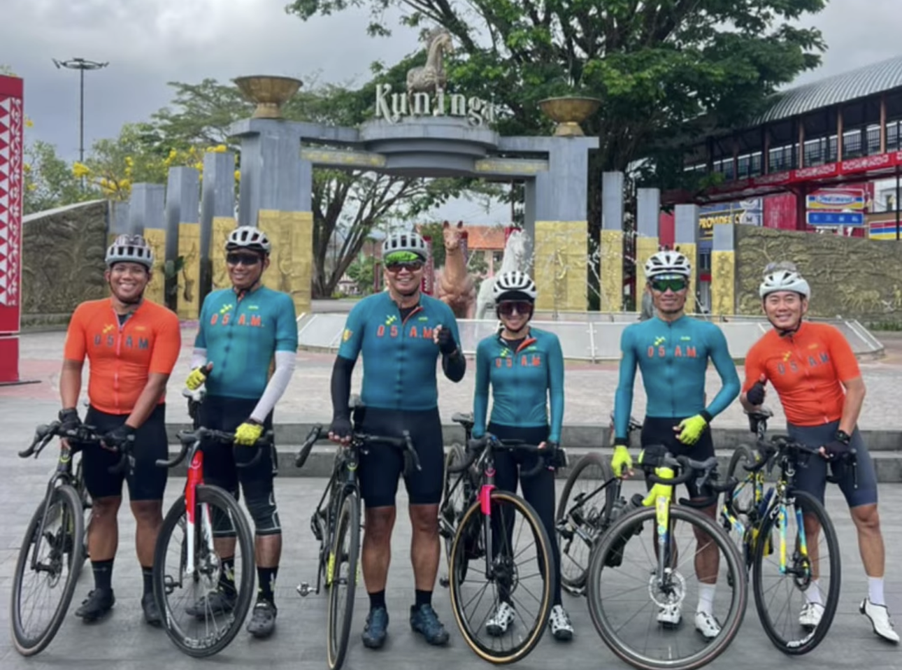 Azrul Ananda Jajal Rute WJJ 2026, Terpesona Alam Kuningan dan Jalan yang Mulus