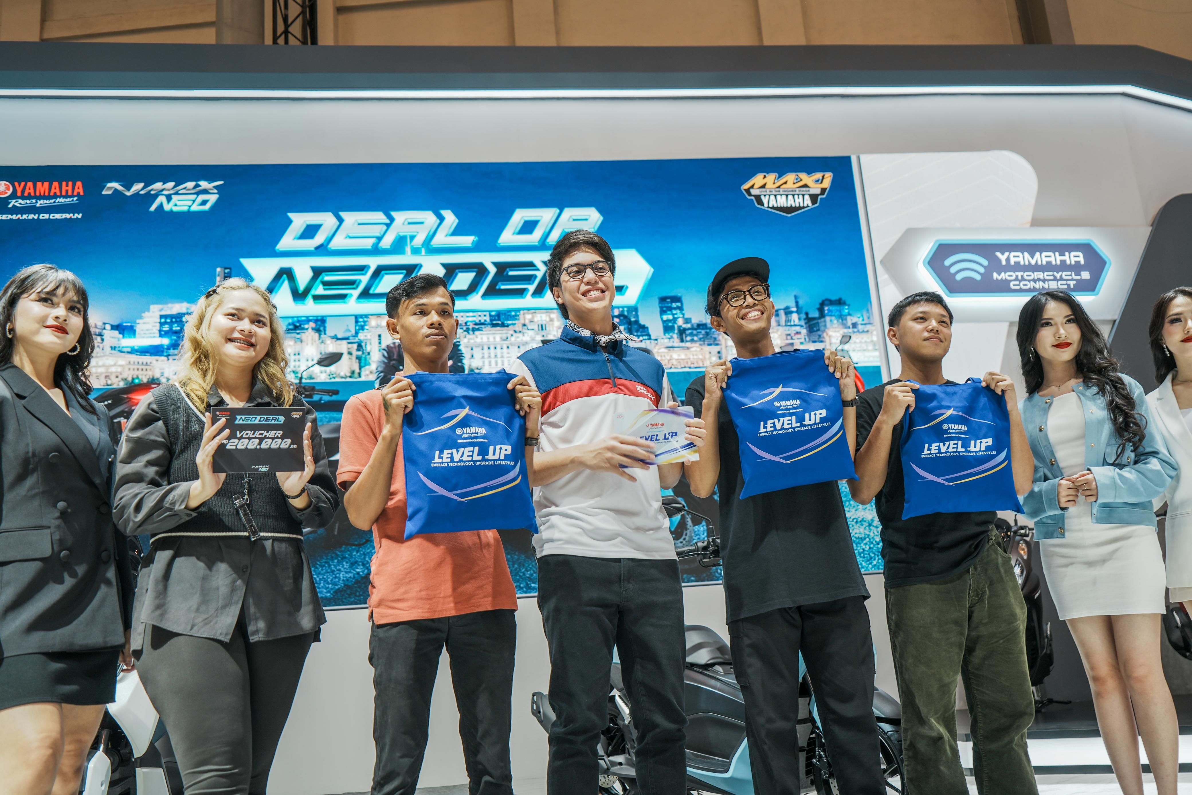 Mendadak Jadi Sales Yamaha, El Rumi Tawarkan Program 'Deal or NEO Deal' Untuk NMAX NEO