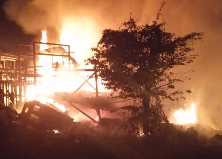 Akibat Bakaran Sampah, Pabrik Milik Goodfood Indonesia di Cirebon Terbakar