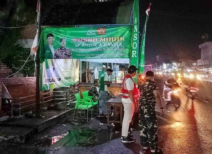 Bantu Pemudik, GP Ansor Kabupaten Cirebon Dirikan Enam Posko Mudik Lebaran 2025