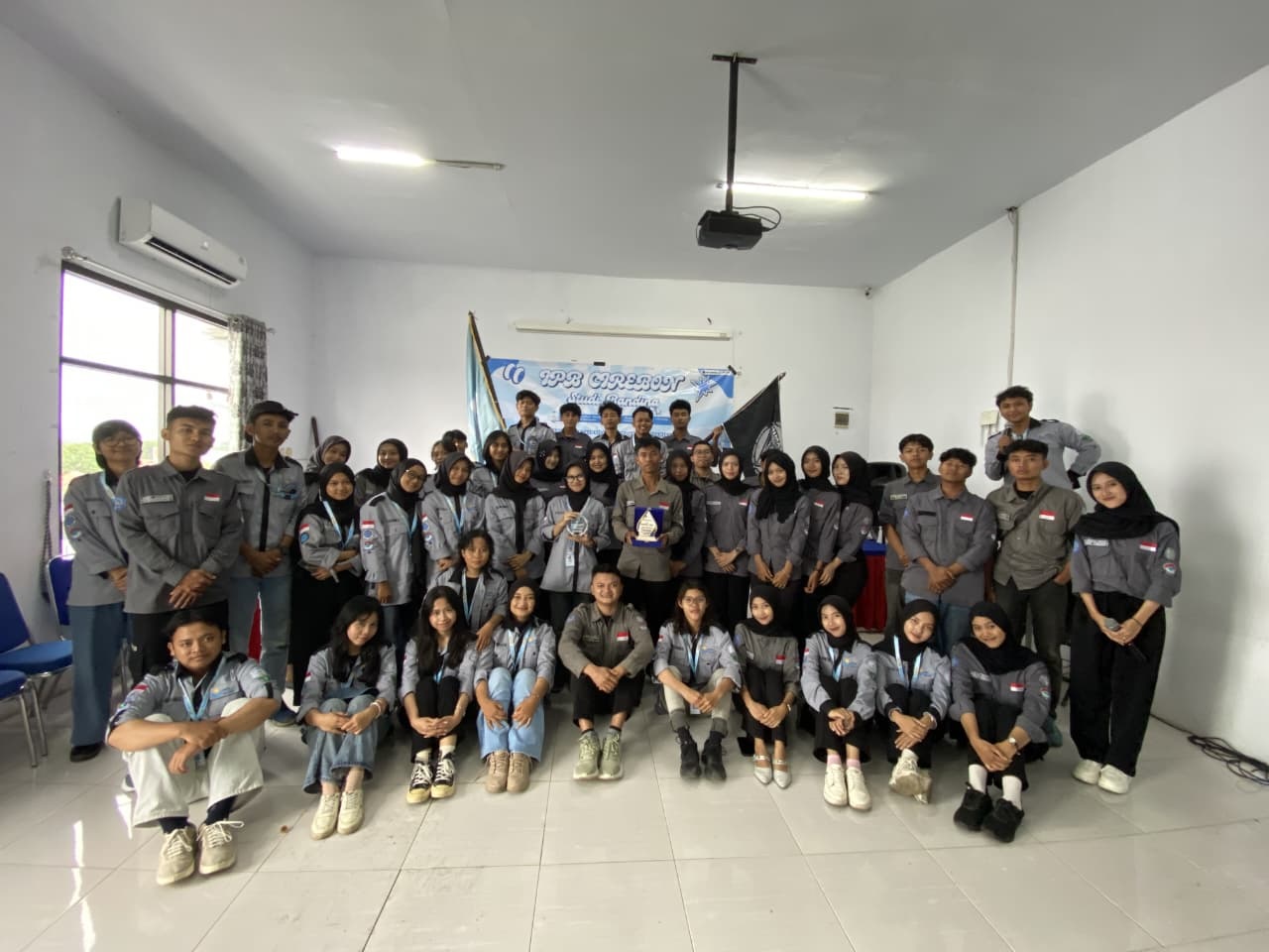 Perkuat Silaturahmi, Himatik IPB Cirebon dan UMK Gelar Studi Banding