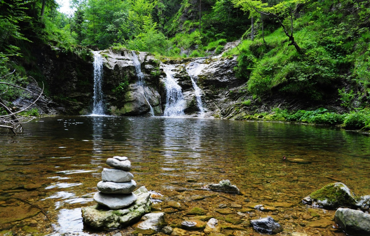 Lengkap Dijamin Puas, Ini Rekomendasi Tempat Wisata di Palutungan Kuningan