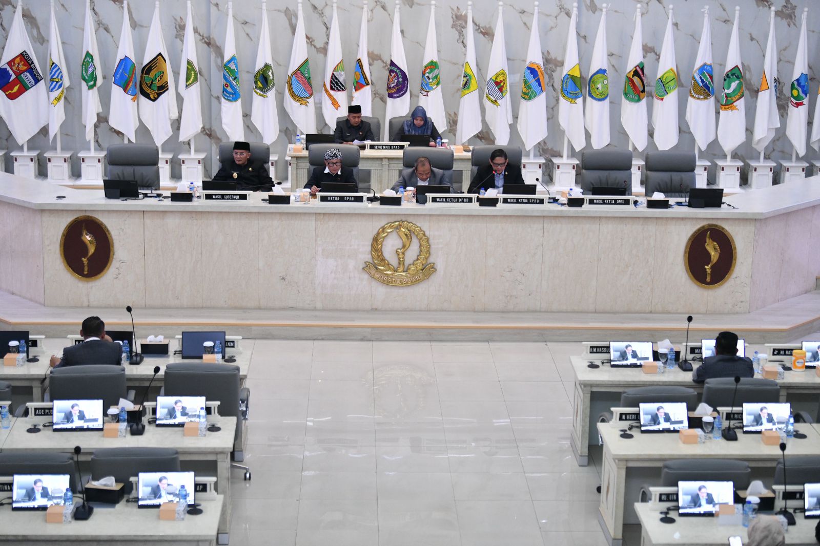 Kompak dengan DPRD, Pemprov Jabar Pasang Target Ambisius untuk 2026