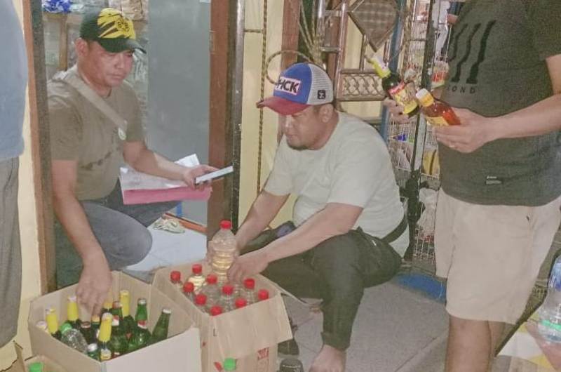 Hasil Razia Pekat, Polresta Cirebon Amankan Ribuan Botol Miras