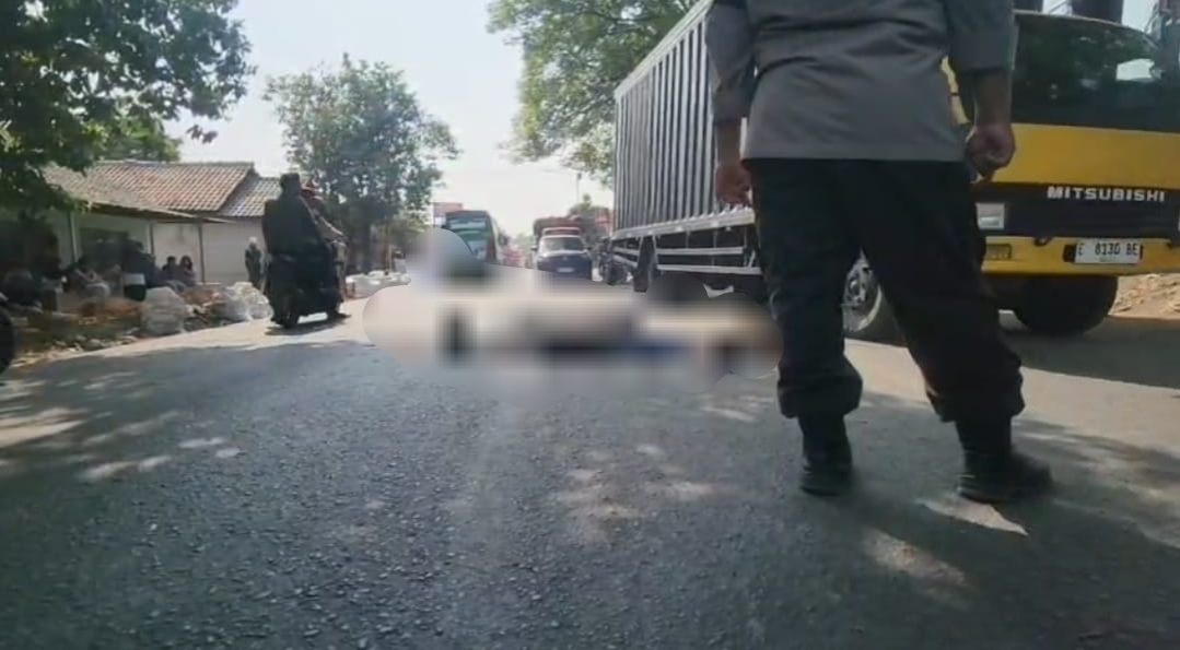 Gagal Salip Truk Kontainer, Pelajar 16 Tahun Tewas Terlindas di Jalur Cirebon-Bandung
