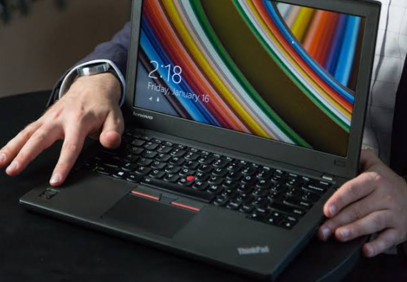 4 Rekomendasi Laptop Bekas 1 Jutaan, Cocok Untuk Dipake Kerja, Model Praktis, Mudah Dibawa-bawa