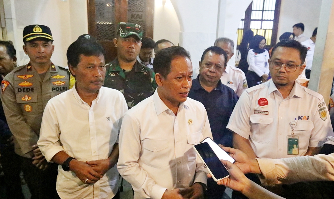 Menteri Lingkungan Hidup Apresiasi Kebersihan Stasiun Cirebon: Jadi Contoh Pengelolaan Sampah Nasional