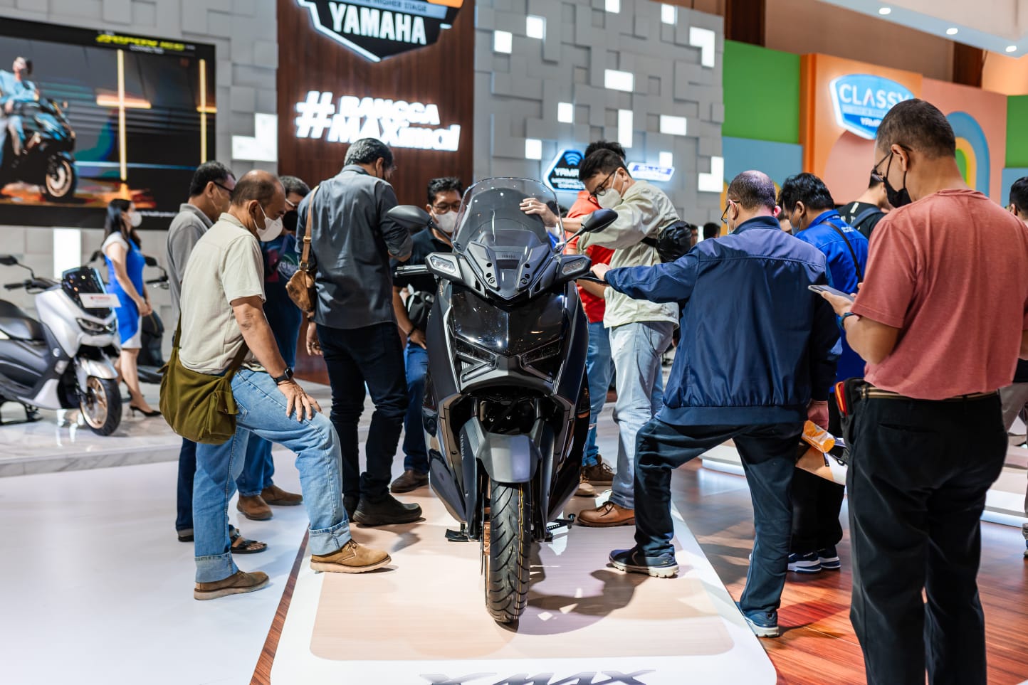 Bangga MAXImal XMAX Connected, Skutik Premium Yamaha yang Jadi Buruan di Ajang IMOS 2022  