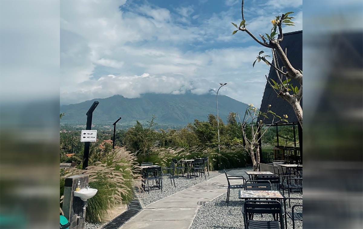 View Menawan di Kedai Tresha, Tempat Nongkrong Asyik di Jalan Baru Kuningan