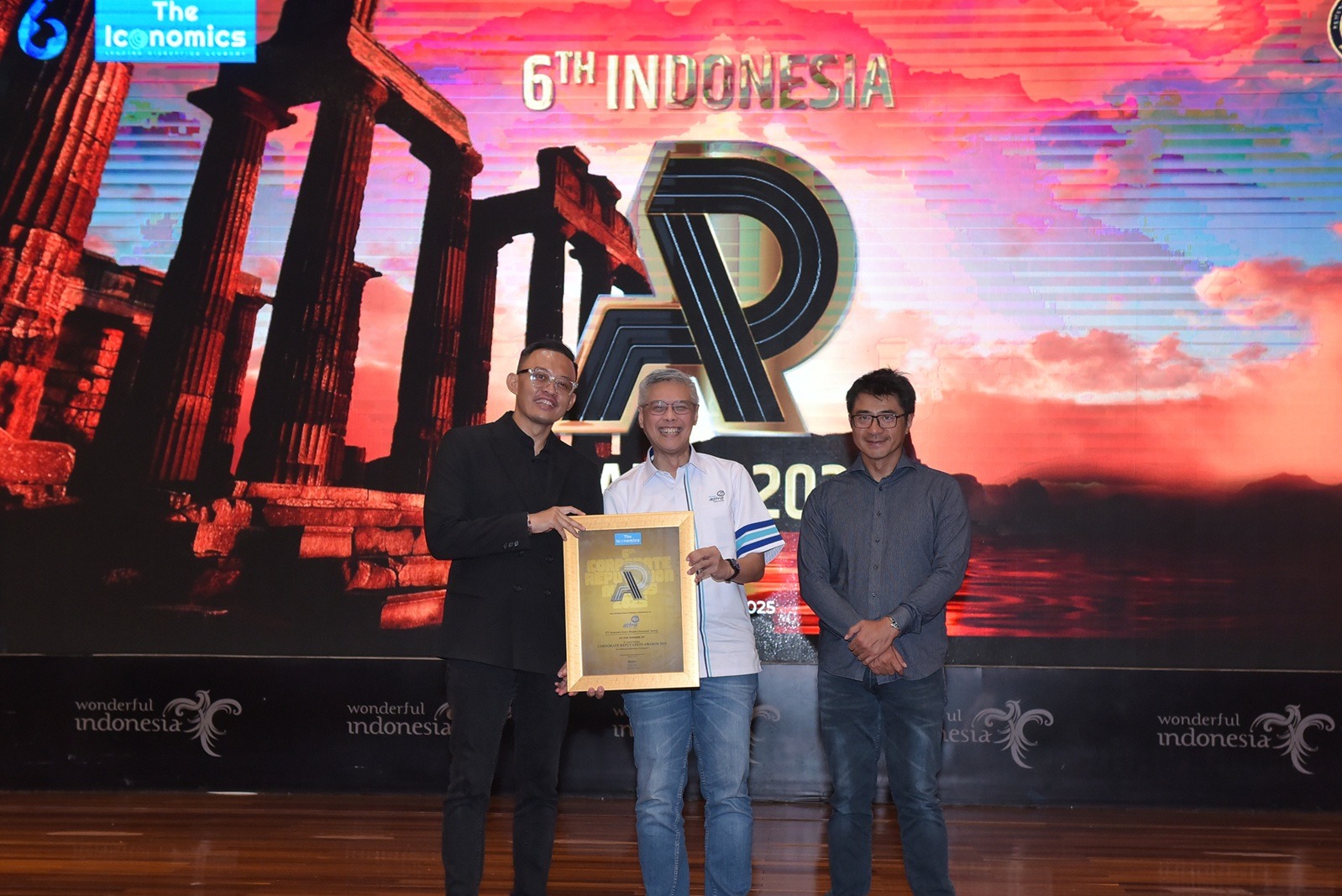 Asuransi Astra Raih Corporate Reputation Award dan Indonesia PR of The Year
