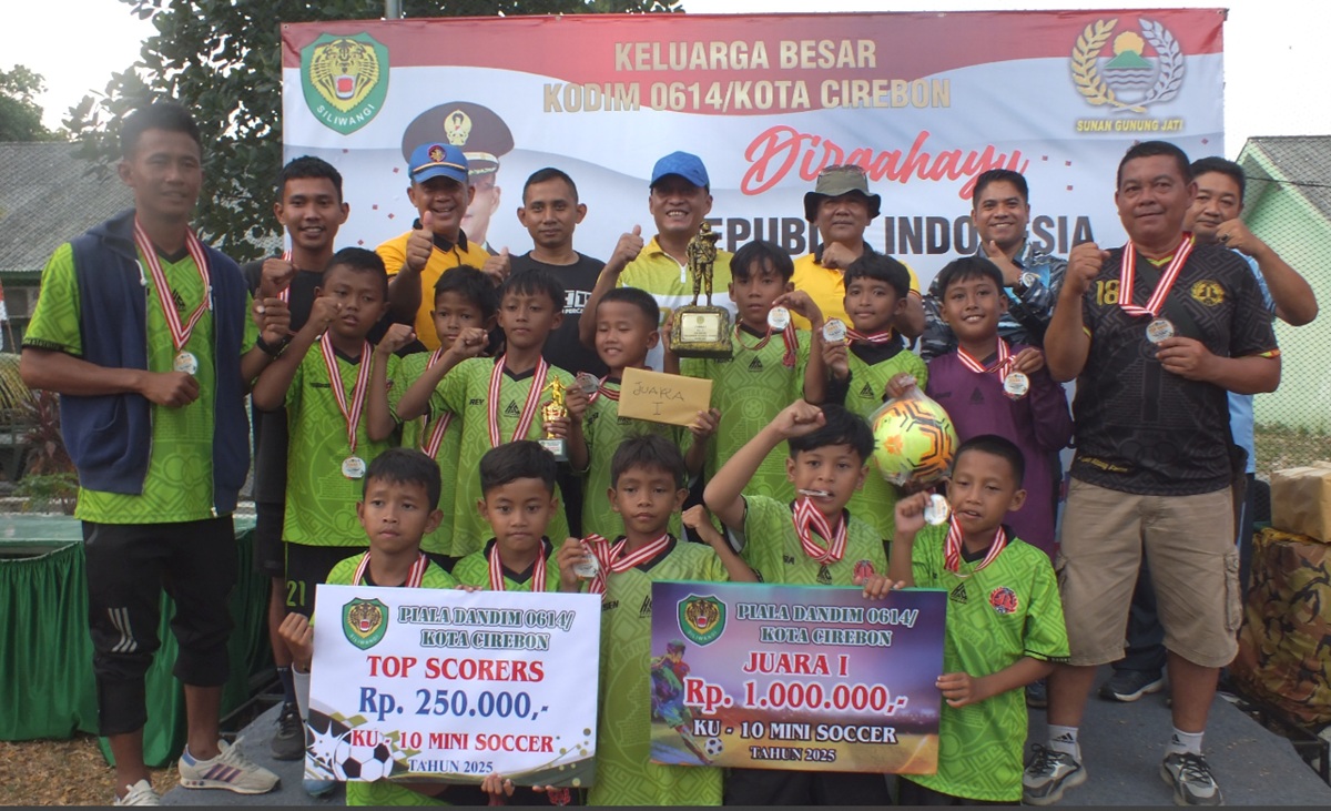 Dandim 0614 Tutup Festival Sepak Bola Usia Dini, SSB dari Jamblang dan Kuningan Berbagi Gelar