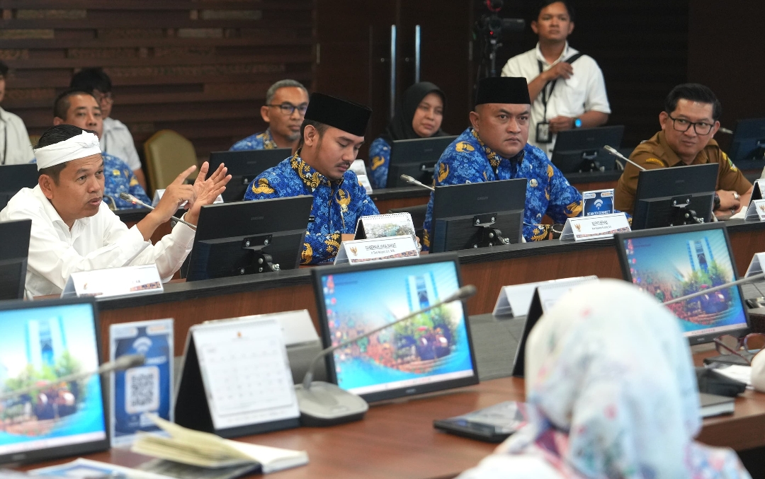 Tangani Banjir di Jabar, Dedi Mulyadi: Fokus Rehab Sempadan Sungai dan Ketahanan Pangan