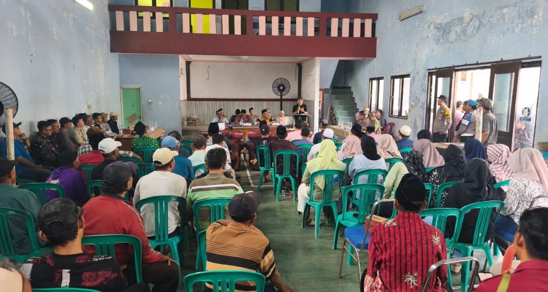 Warga Desa Ambit Cirebon Tuntut Kuwu Mundur, BPD Siapkan Langkah Lanjutan