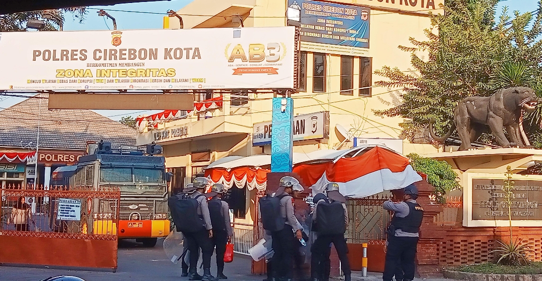 Tingkatkan Kesiapsiagaan Kota Cirebon, Patroli Petugas Gabungan Diperketat