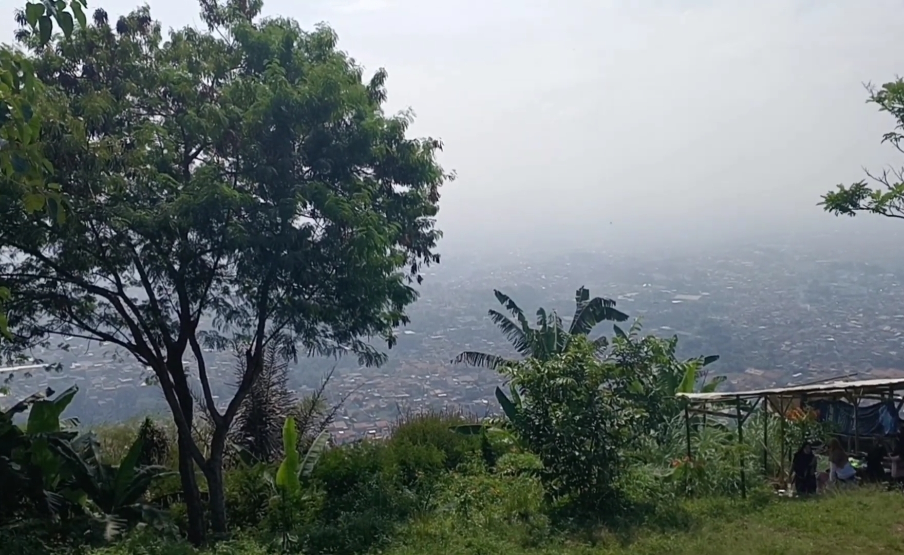 Gunung Bohong, Atap Cimahi Penghalang Bandara Husein Sastranegara Dibom untuk Kereta Cepat