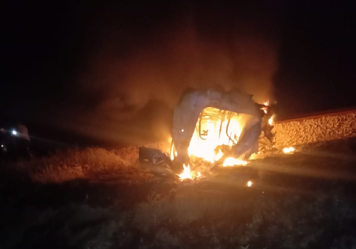 Identitas Korban Mobil Tertabrak Kereta Api di Cirebon, 4 Warga Losari Meninggal Dunia
