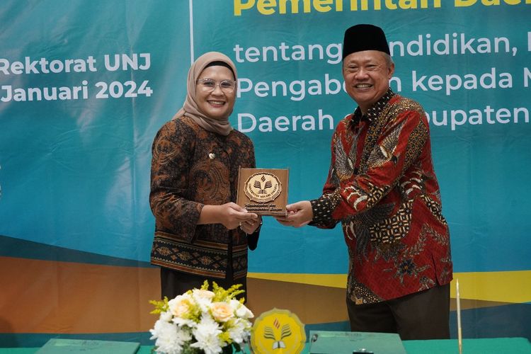 Bupati Nina dan Rektor Universitas Negeri Jakarta Buat MoU, Siapkan SDM Handal