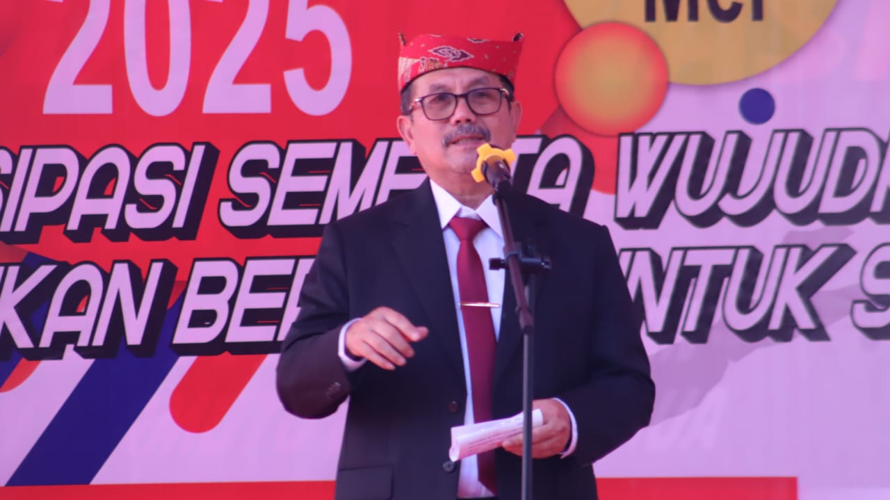 Peringati Hardiknas, Bupati Cirebon Soroti Peran Guru dan Rencana Sekolah Unggulan