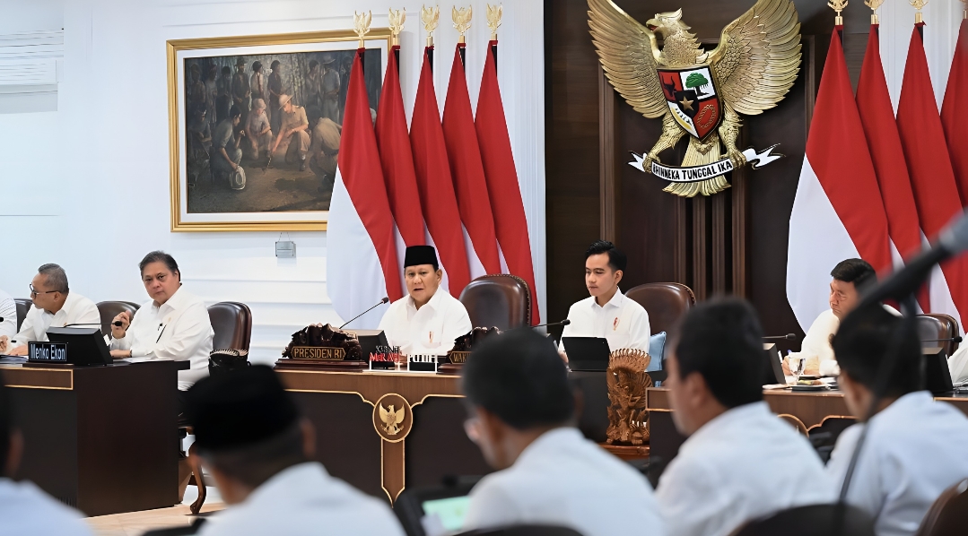 Dihadapan Para Menteri, Presiden Prabowo Berharap Indonesia Tak Impor Beras Tahun 2025