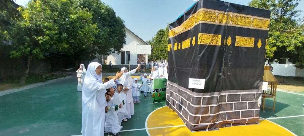 TK dan Kober Al-Irsyad Al-Islamiyyah Menggelar Manasik Haji 