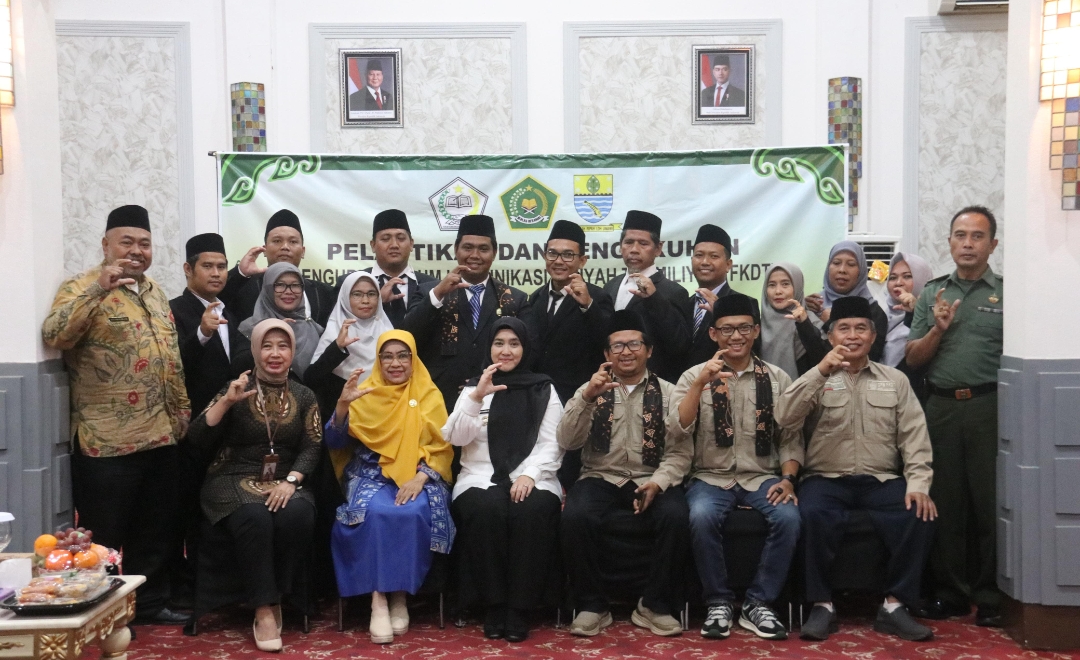 Hadiri Pelantikan FKDT, Wakil Walikota Bilang Begini Soal Pendidikan Keagamaan di Kota Cirebon