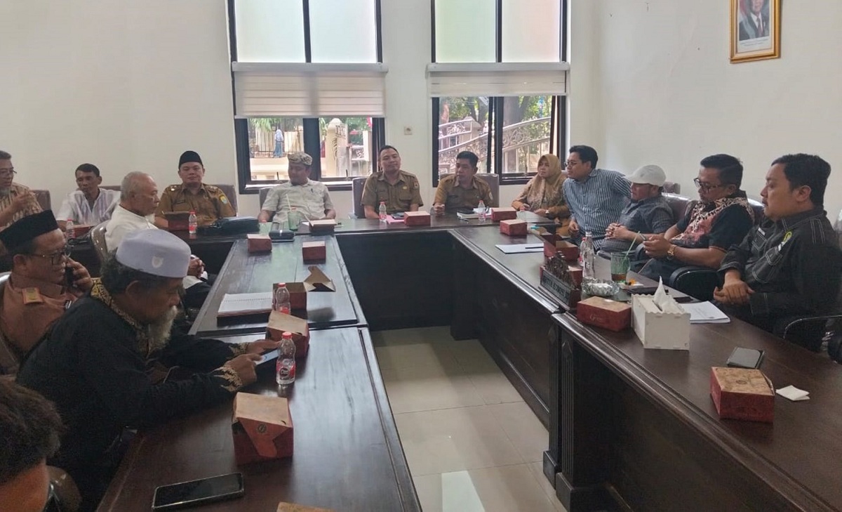 Warga Perumahan Banjarwangunan Indah Tagih Hasil Pertemuan dengan Komisi III DPRD Kabupaten Cirebon