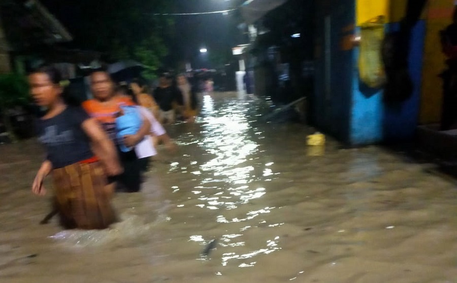Dampak Banjir Cirebon Tadi Malam: 4.124 Jiwa Terdampak, 1.575 Rumah Terendam