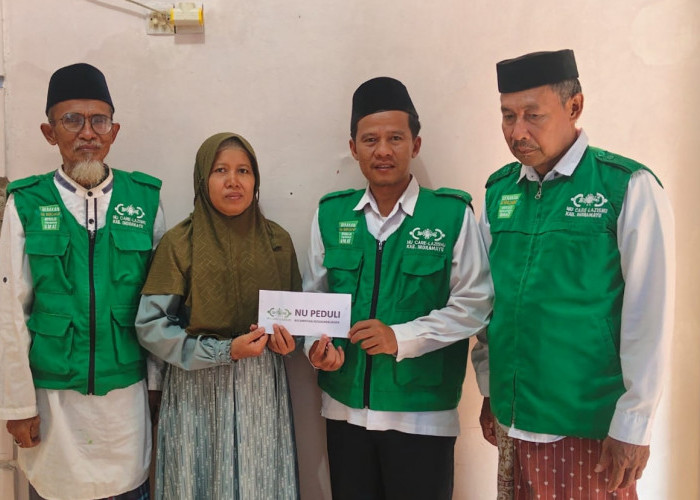 NU Care-LAZISNU Kedokanbunder Salurkan Bantuan Pendidikan untuk Santri di 7 Desa